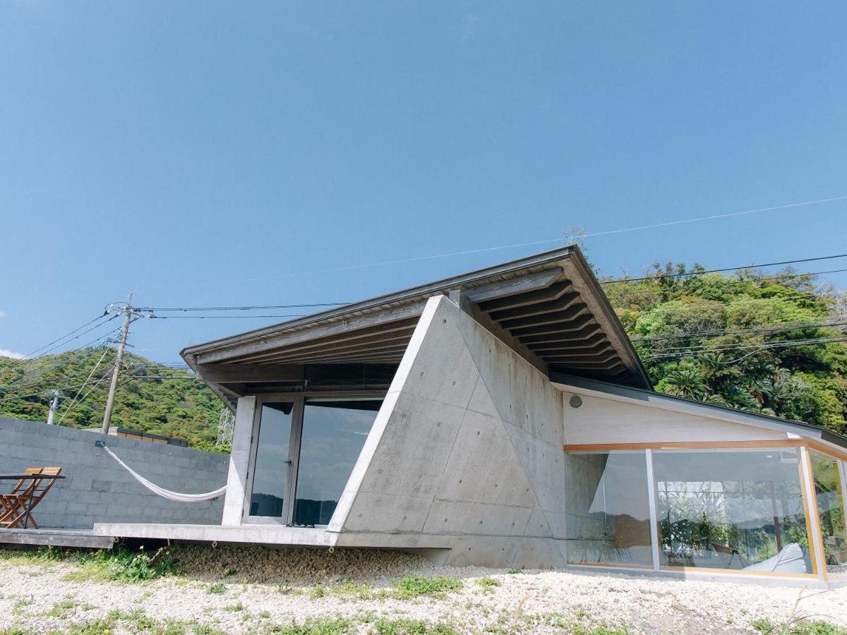 Denpaku The Beachfront Mijora Amami Buitenkant foto